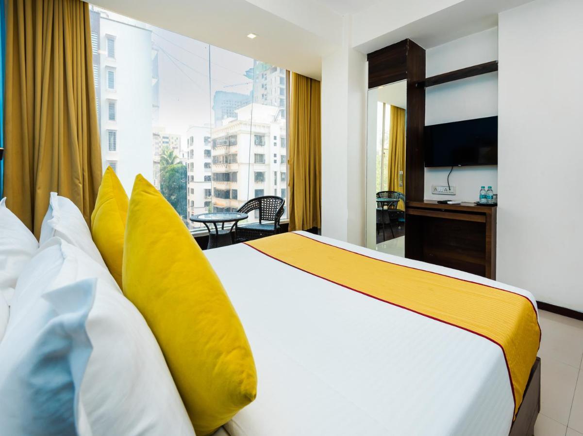 Hotel Aura - Near Malad Link Road Gorai Bagian luar foto
