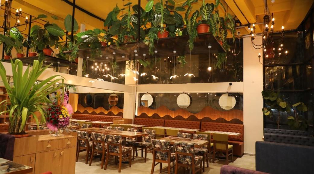 Hotel Aura - Near Malad Link Road Gorai Bagian luar foto
